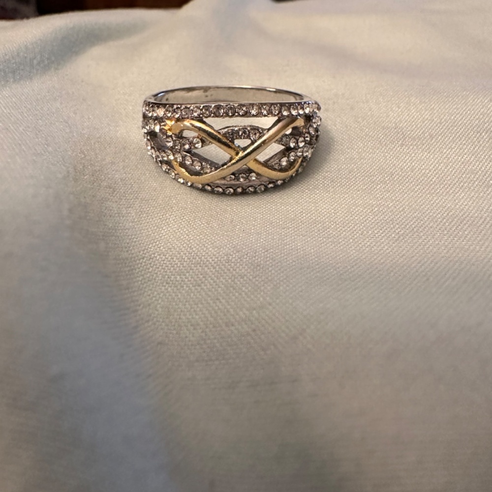 Infinity Ring - Picture 2 of 5